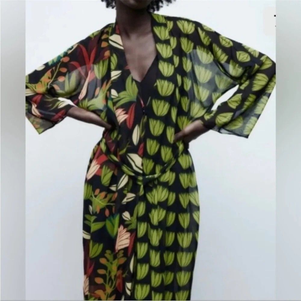 Zara Tropical Leaf Print Long Shirt Dress Green Black Button Front Size M